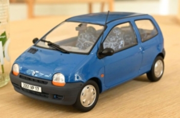 185295 Renault Twingo 1995 - Cyan Blue 1:18